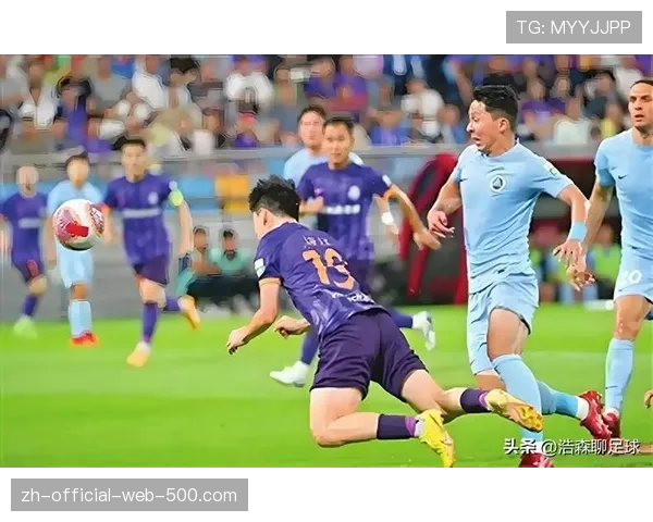 中超首队提前降级老板血本无归外援苦撑本土球员消极散步